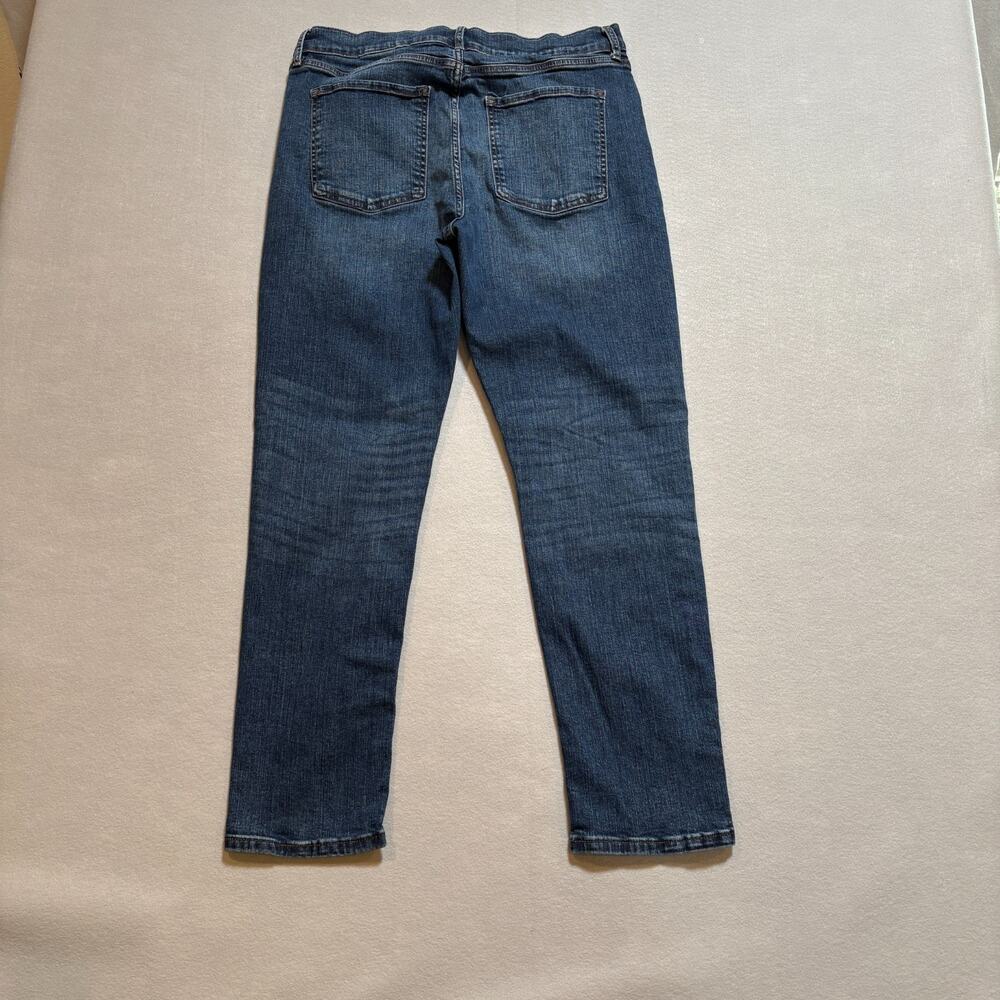 Banana Republic Girlfriend Jeans Light Wash Blue Women’s Size 31/12 Excellent - Picture 2 of 5